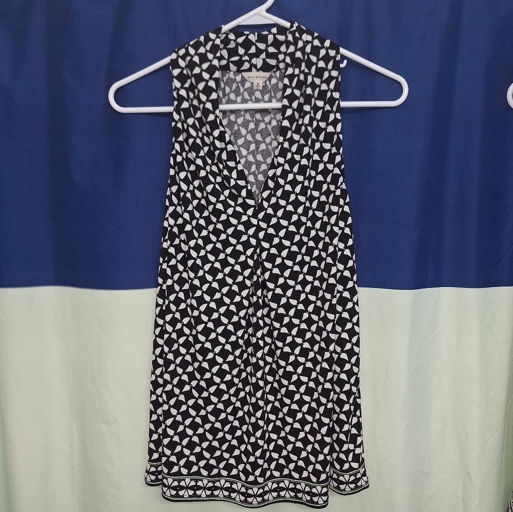 Max Studio sleeveless blouse
